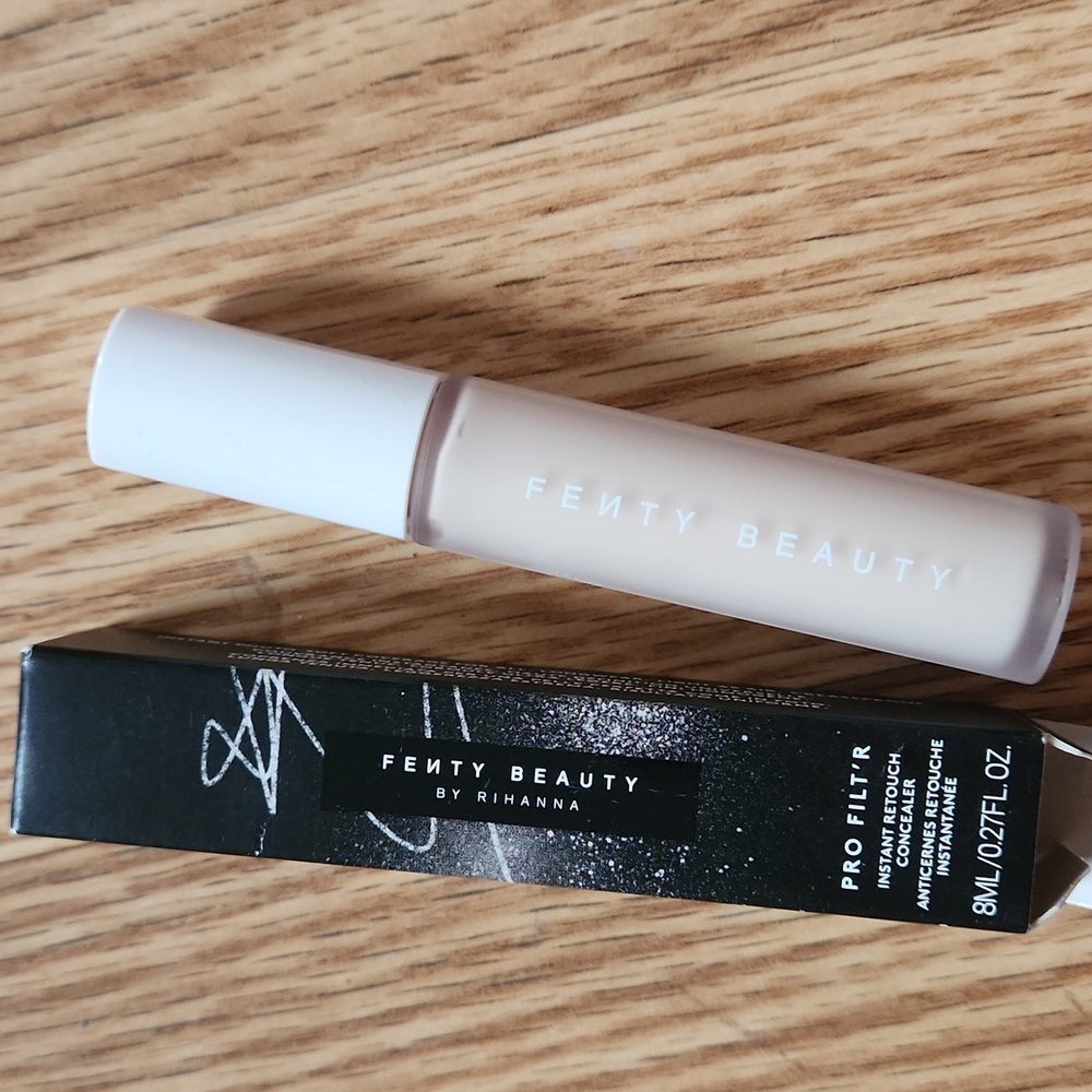 Pro Filt'r Instant Retouch Concealer 130